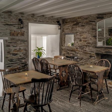 The Olde Malthouse Inn Tintagel Exterior photo